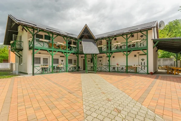 Abádszalók apartman kiadó