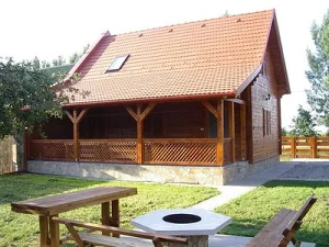 Abádszalók apartman kiadó