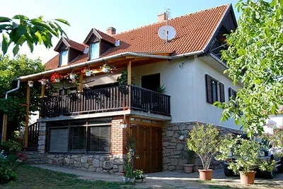 Ábrahámhegy apartman kiadó