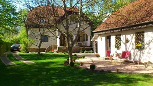 Ábrahámhegy apartman kiadó