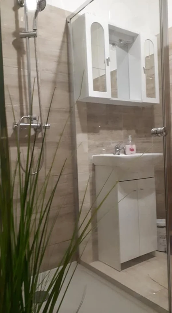 Apostag apartman kiadó