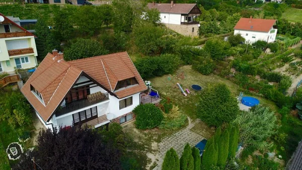 Badacsonytomaj apartman kiadó