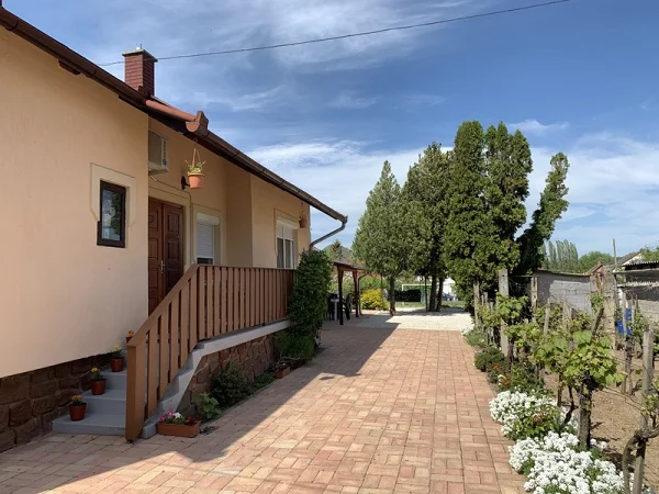 Badacsonytomaj apartman kiadó