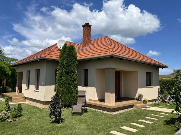 Balatonakali apartman kiadó