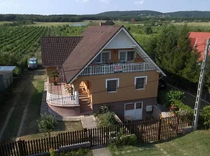 Balatonakali apartman kiadó