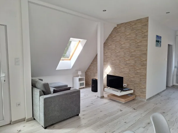 Balatonalmádi apartman kiadó