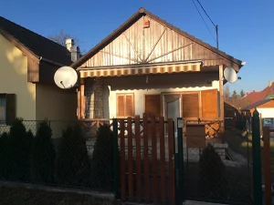 Balatonalmádi apartman kiadó