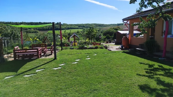 Balatonendréd apartman kiadó