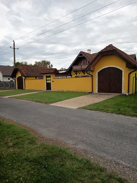 Balatonfenyves apartman kiadó