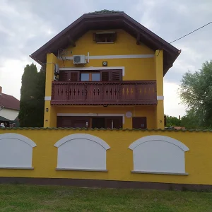 Balatonfenyves apartman kiadó