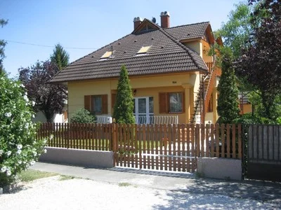 Balatonfenyves apartman kiadó