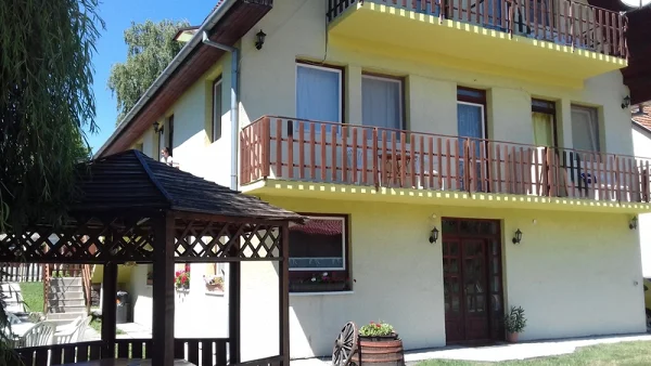 Balatonfenyves apartman kiadó
