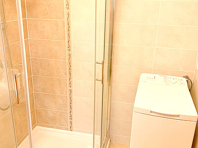 8638 Balatonlelle Napsugár u. 2. 2. em. 7. a. apartman szállás