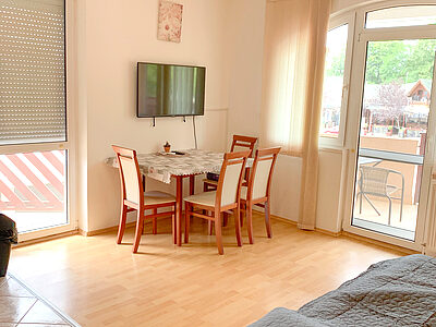 8638 Balatonlelle Hortenzia u. 1. apartman szállás