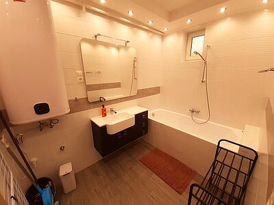 8638 Balatonlelle Május 1 utca 3. apartman szállás