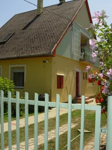 Balatonlelle apartman kiadó