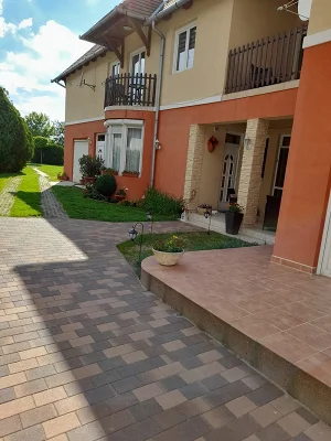 Balatonlelle apartman kiadó