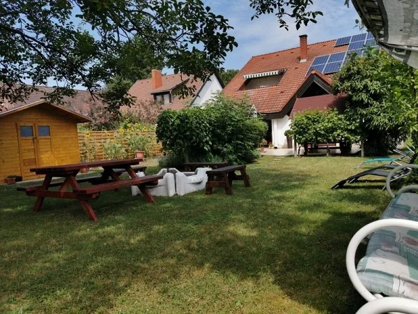 Balatonszemes apartman kiadó