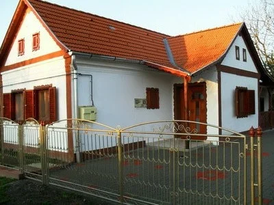 Csesztreg apartman kiadó