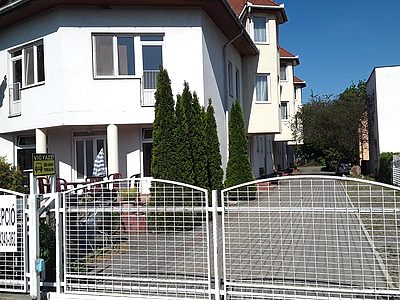 4200 Hajdúszoboszló Gábor Áron 36 apartman szállás