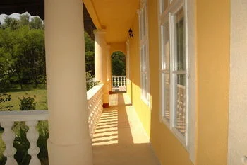 Ladánybene apartman kiadó