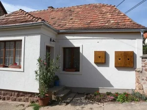 Lovas apartman kiadó