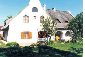 Lovas apartman kiadó