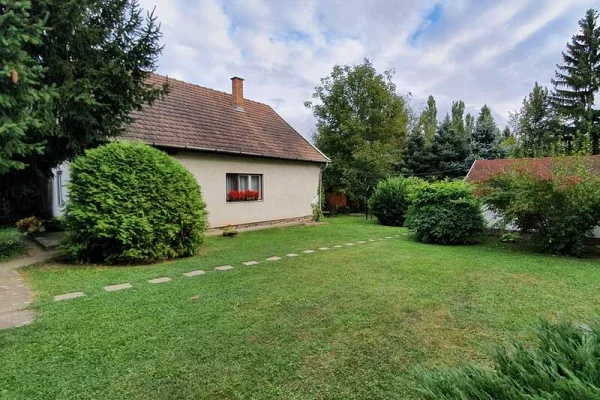 Parád apartman kiadó