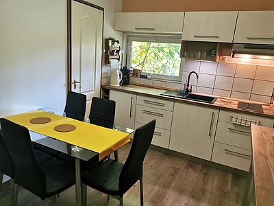 7629 Pécs Csekey István u.1. apartman szállás