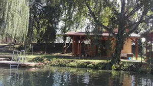 Szarvas apartman kiadó