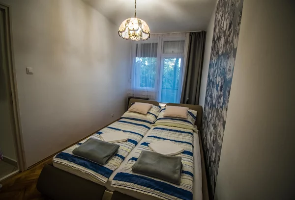 Szarvas apartman kiadó