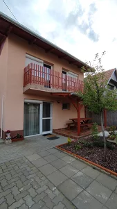 Tiszaalpár apartman kiadó