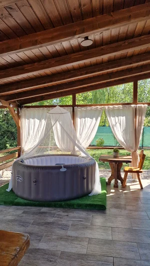 Velence apartman kiadó