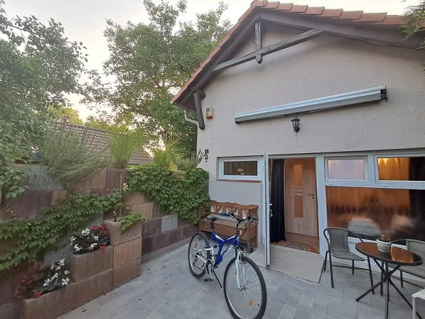 Velence apartman kiadó