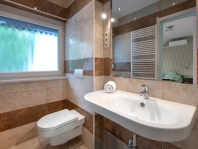 8621 Zamárdi Kiss Ernő u. III/2 apartman szállás