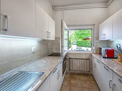 8621 Zamárdi Kiss Ernő u. III/2 apartman szállás