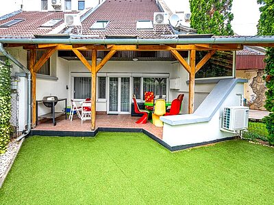 8621 Zamárdi Kiss Ernő u. III/2 apartman szállás