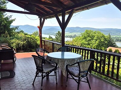 2627 Zebegény Mókus utca 23. apartman szállás